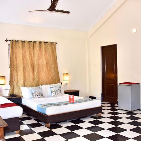 Oyo 9522 Hotel Villa Fatima Comforts Бага Екстериор снимка